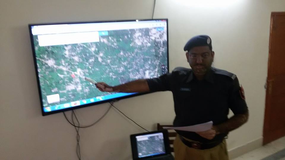 Delivering lecture on "Mobile forensic,Geo fancing,IMEI, IMSI,Cell ID,LAC ID,Location,Cell sector,MCC/MNC Codes,Mobile secrets Codes,MNP Network,Tracking summriese and analyzing CDR" to police officials during TOT and advance investigation course at police lines BAHAWALPUR